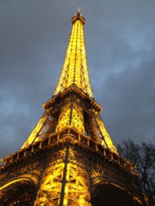 Eiffel Tower compr